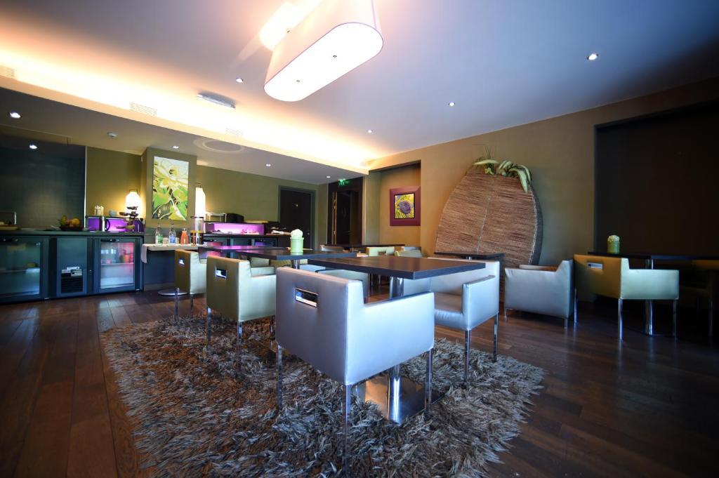 Hotel Les Rives Guebwiller Bagian luar foto